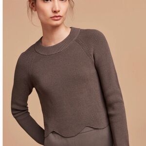 ‼️SOLD‼️ Aritzia Wilfred Scalloped Crop Sweater - Mink